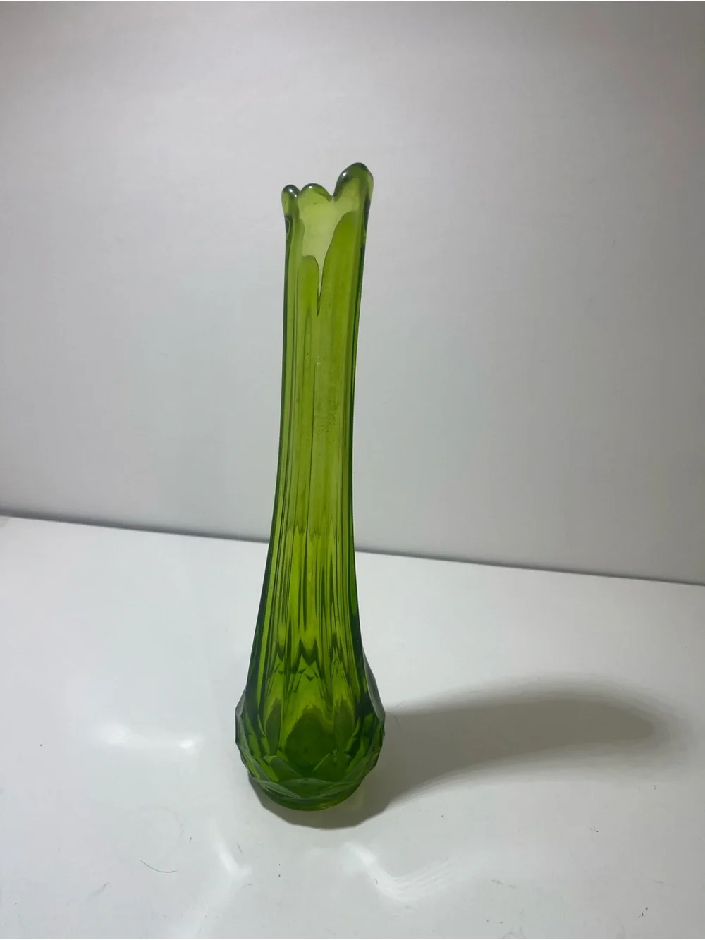Vintage MCM LE Smith Avocado Green Solitaire 13
